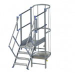 Sbarco con ballatoio e scala inclinata di uscita per scala con gabbia